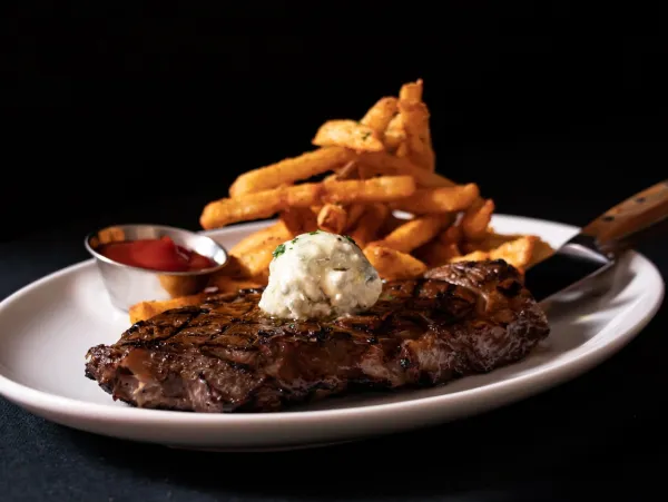 Americano Steak House & Wine Bar