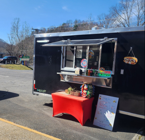 Mountain Dogs & Grill