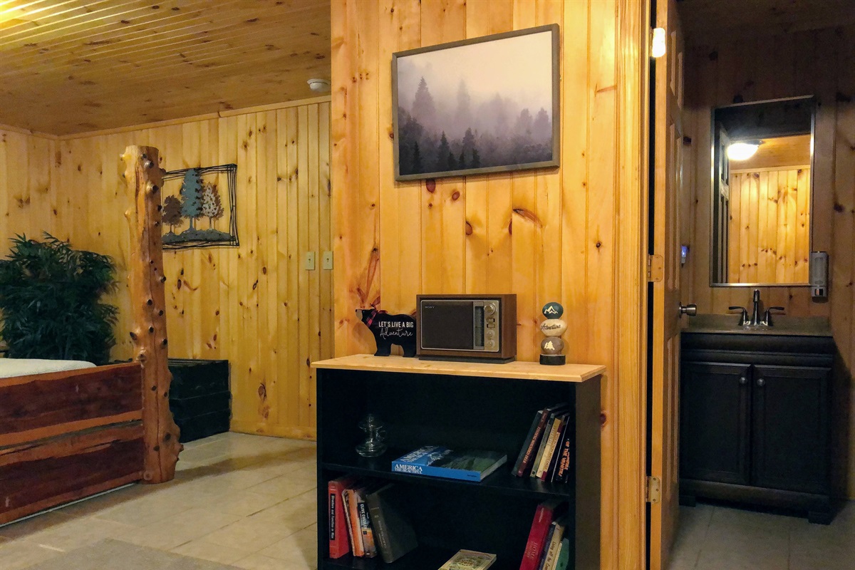 Twisted Vines Cabin