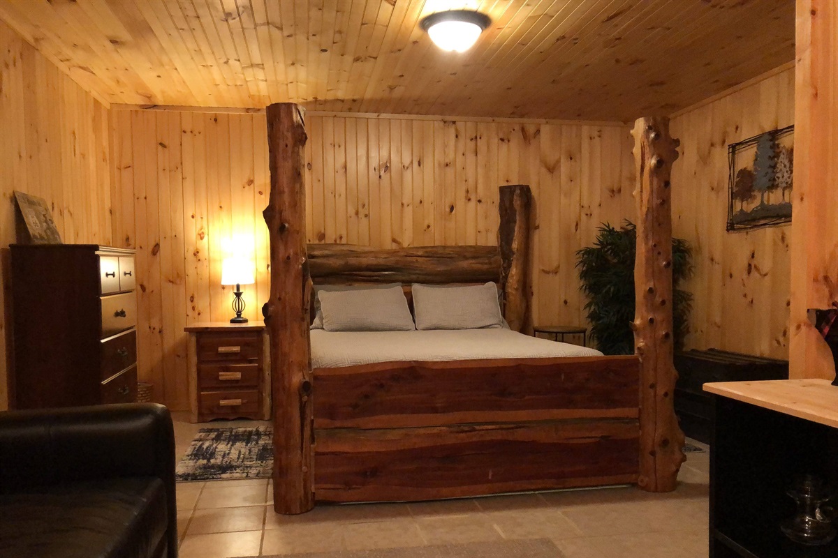 Twisted Vines Cabin
